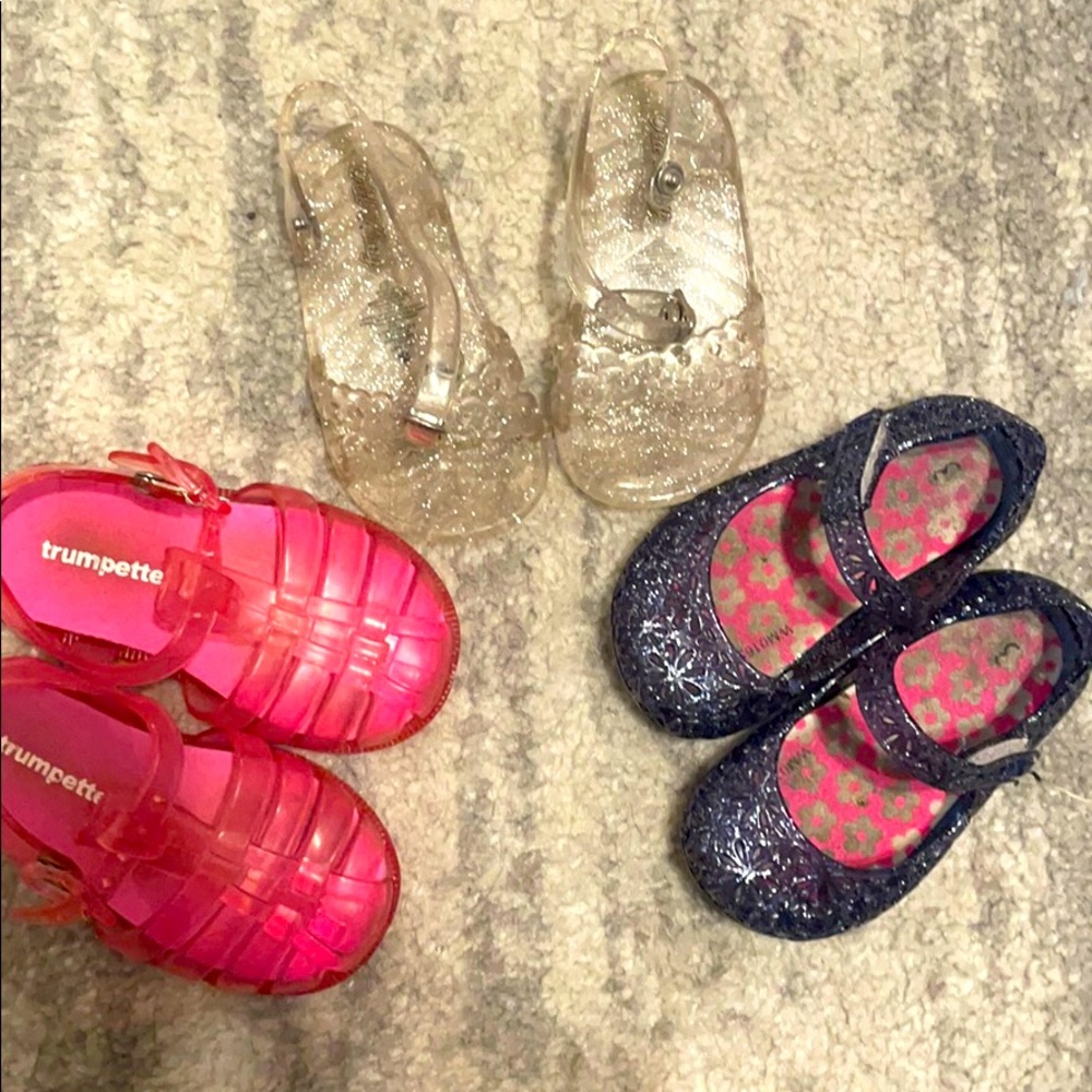 3 pairs of jelly shoes